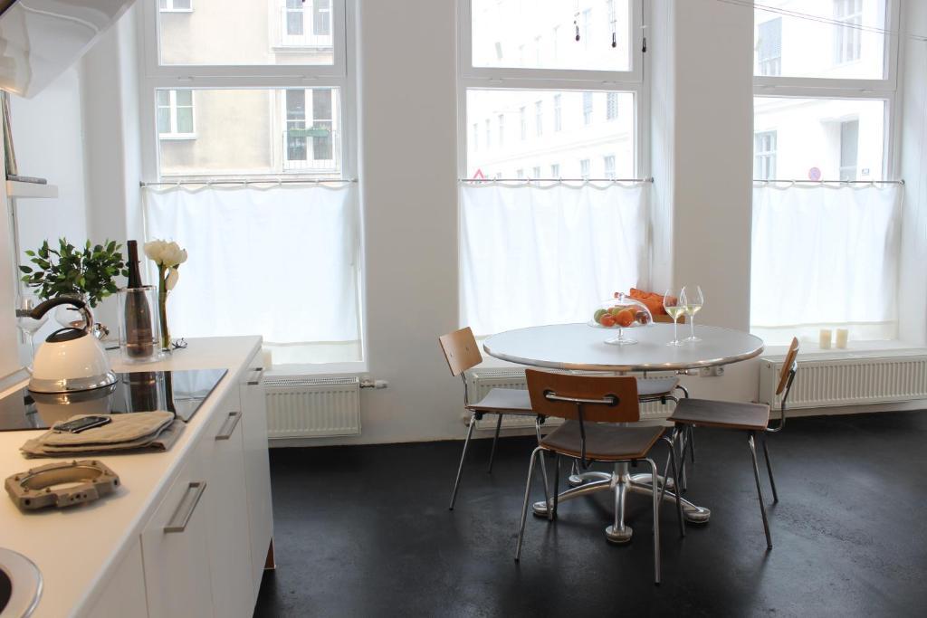 Streetview Wien - Premium Apartment Beim Belvedere Værelse billede